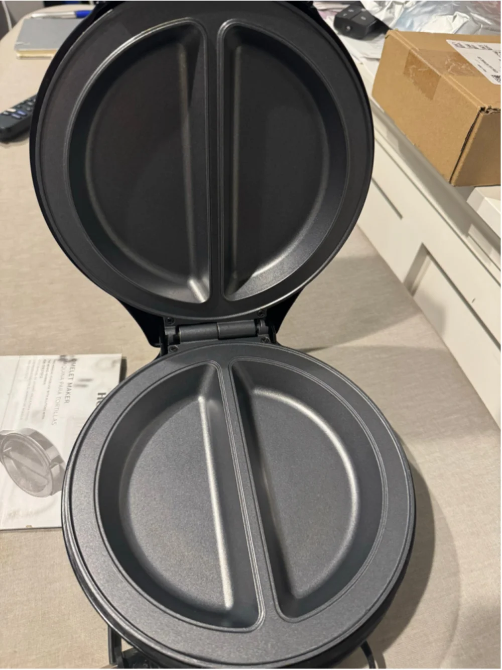 Holstein Housewares Omelet Maker Black Silver